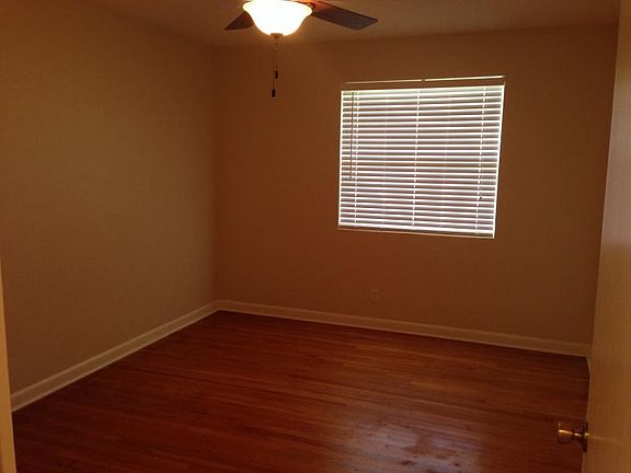 4th image of 7345 Ventura Ave