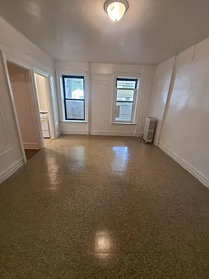 Rented by AYD Realty Inc | media 35