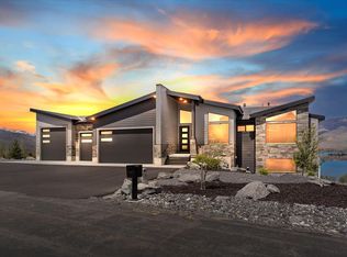 6260 E Hawks Ln, Eden, UT 84317