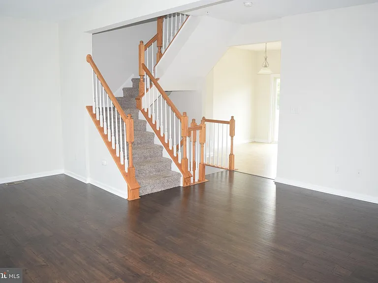 226 Bardel Dr #226 — Photo 8