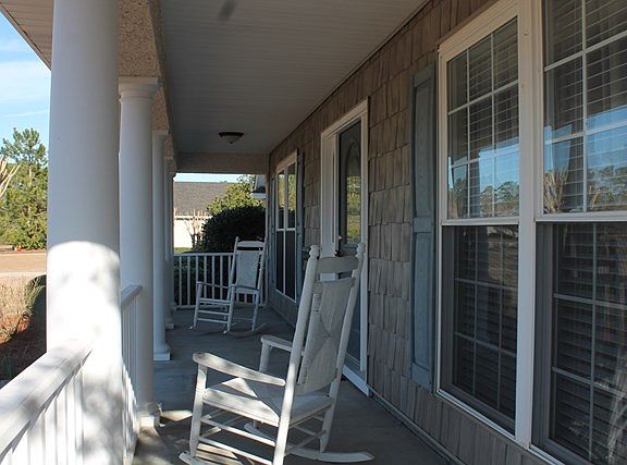 3rd image of 151 Wood Crest Cir
