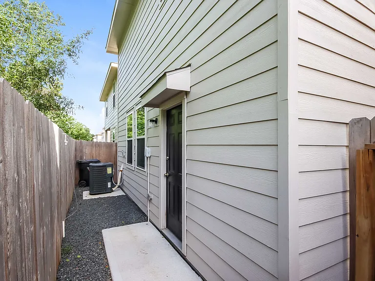 2635 Bouvardia Way — Photo 5