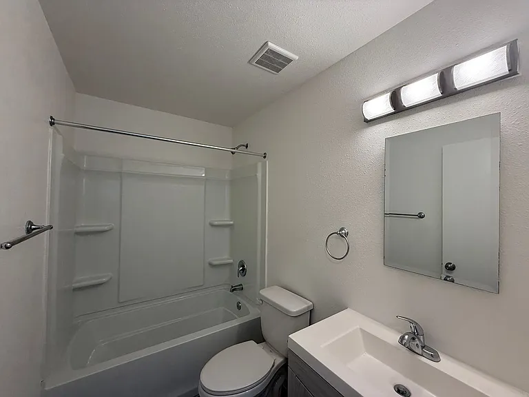 524 E Avenue Q12 #22 — Photo 11