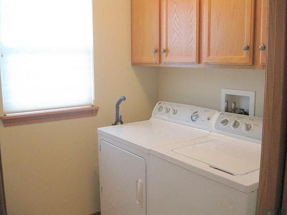3rd image of 212 Dairy Ave