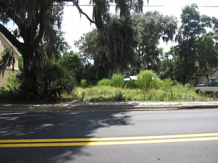 2nd image of 2709 W 11th St