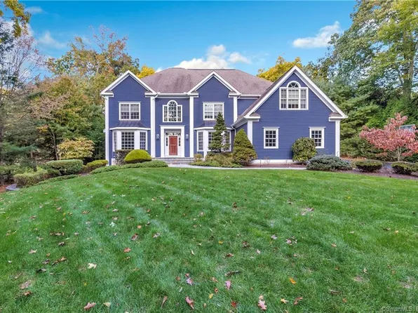 37 Surrey Lane, Trumbull, CT 06611