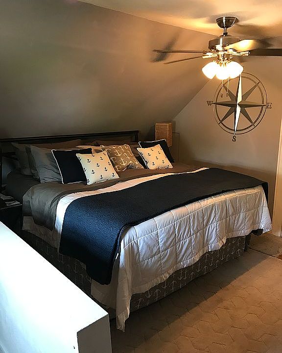 Loft bedroom 