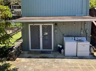 1848 Puowaina Dr, Honolulu, HI 96813