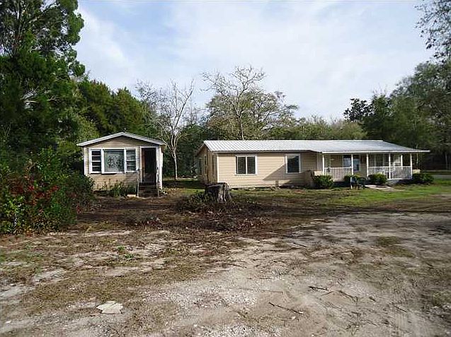 1st image of 402 NW Avenue G