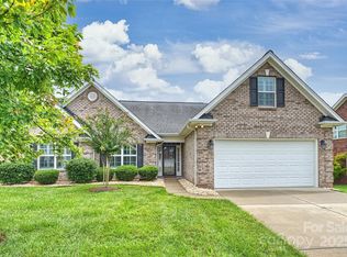 5205 Sustar Dr, Monroe, NC 28110