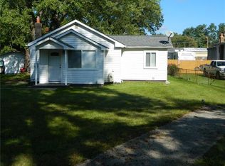 4916 Wood Rd, Waterford, MI 48329