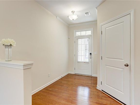 5th image of 3394 New Fawn Ln