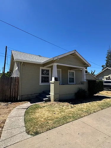 114 De Force Ave Photo 1