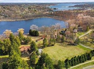 6150 Willow Rd, West Bloomfield, MI