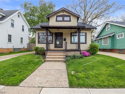 2212 Olive Ave, Lakewood, OH, 44107