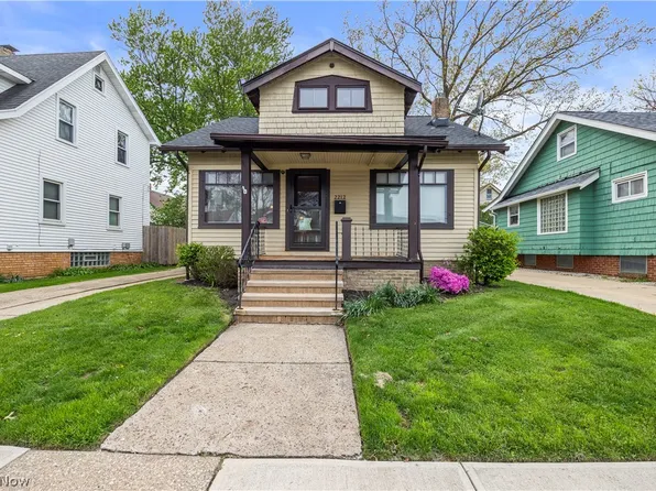 2212 Olive Ave, Lakewood, OH 44107