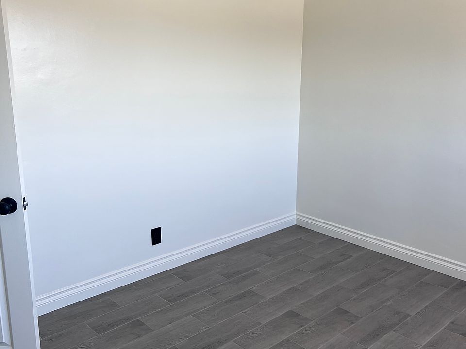 1st image of 3446 Hunter St #3446