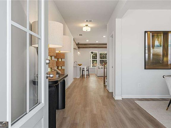 2nd image of 2855 Pechaver Ct