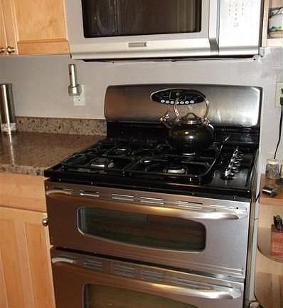 5th image of 7707 Highland Ave