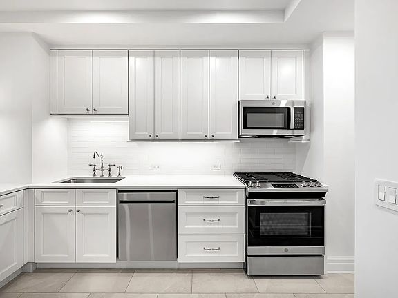 2nd image of 241 Central Park W APT 10G