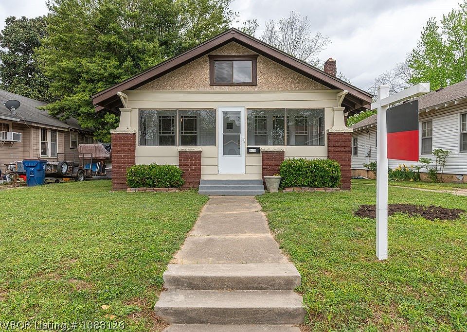 1st image of 635 Clifton Ct