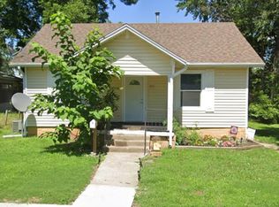 302 Watts Ave, Fayette, MO 65248