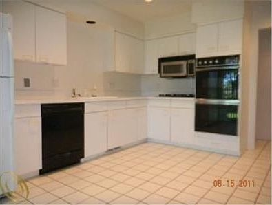 5th image of 33794 Vista Dr #1