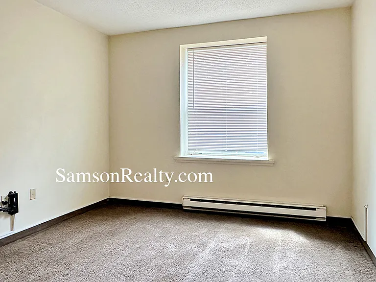 282 Roger Williams Ave #26 — Photo 9