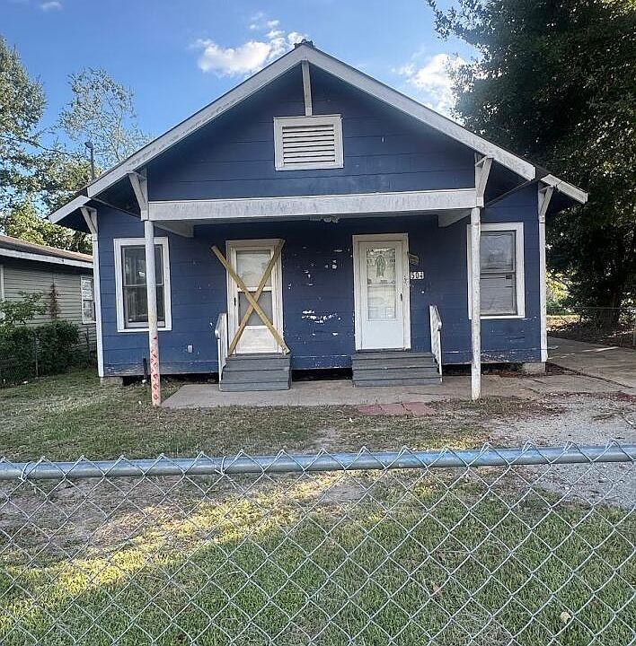 1st image of 504 S Orange St