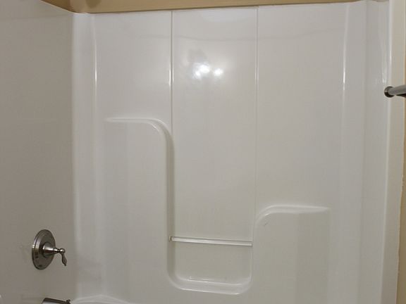 5th image of 224 Coverdale Ln #224
