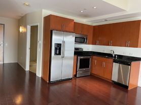 255 N Sierra St
