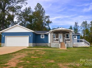 907 Carpenters Grove Church Rd, Lawndale, NC 28090