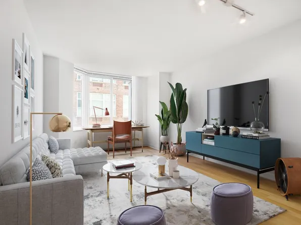 320 West 38th Street image 1 of 11