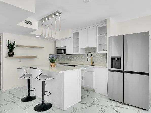 9056 Green Meadows Way, Palm Beach Gardens, FL 33418