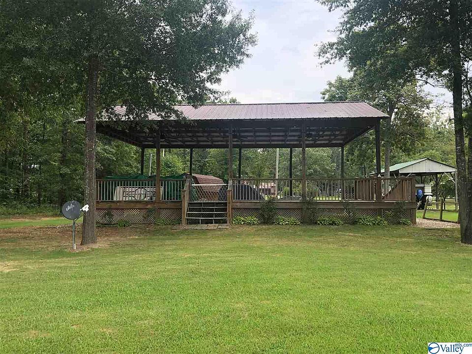 1st image of 4074 Cove Dr