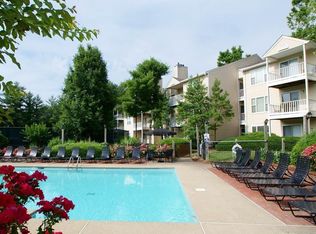 1908 Club Pkwy, Nashville, TN 37221