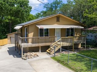 151 Illinois St NE, Camdenton, MO 65020