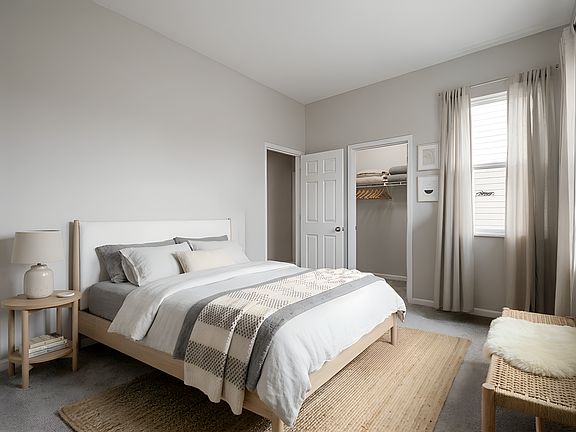 5th image of 5439 N Broadway St #3