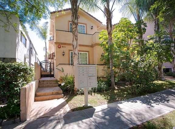 3rd image of 821 S 6th St APT 101