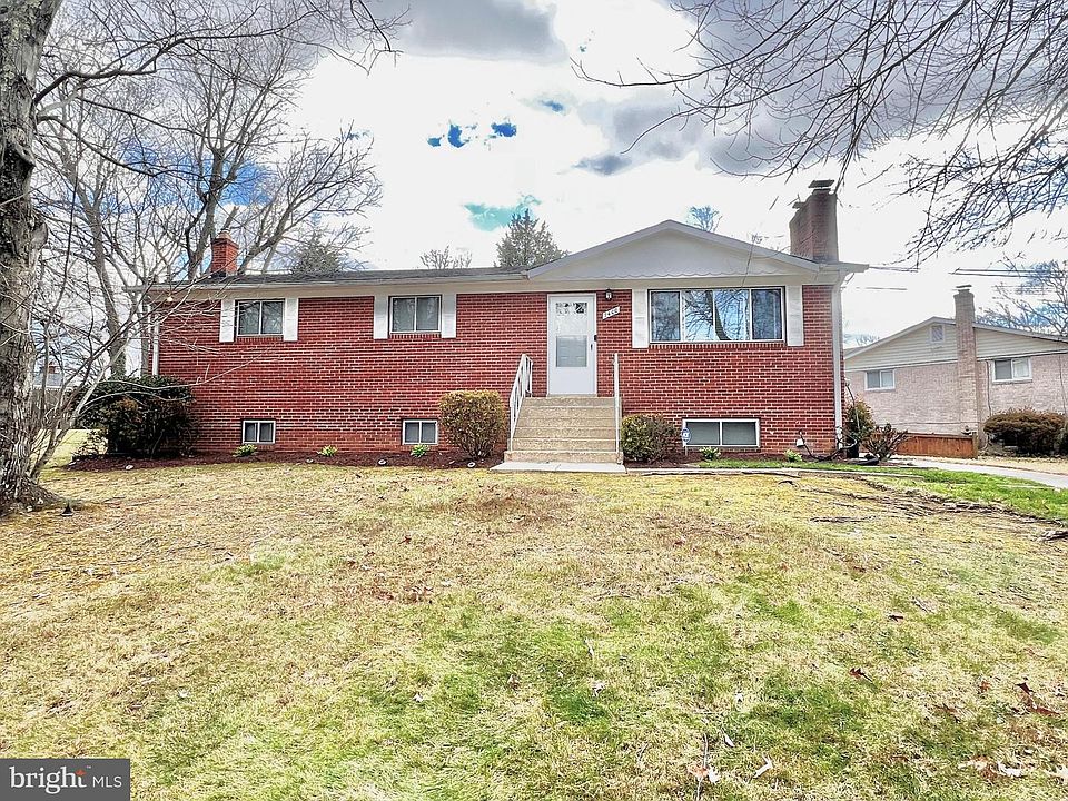 1st image of 7400 Pembroke Dr