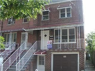 1st image of 944 E 218th St