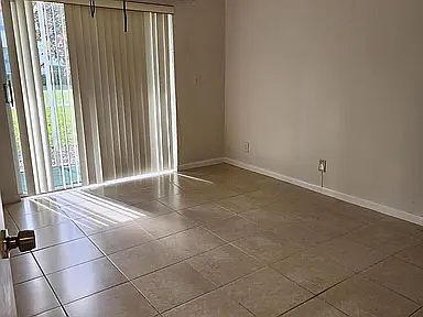 5th image of 226 Norwich J West Palm Bch #226J