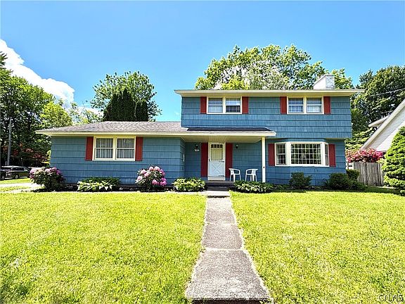 2nd image of 7553 Daphne Dr