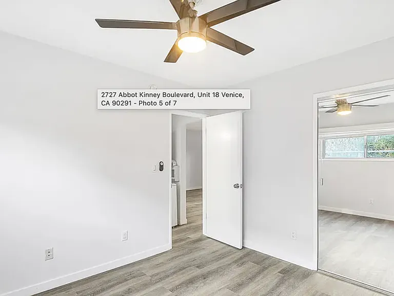2727 Abbot Kinney Apartments, Venice CA — Photo 14
