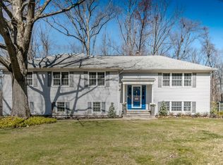 155 Sagamore Dr, New Providence, NJ 07974