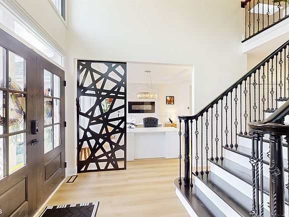 3rd image of 1335 Central Park Ave
