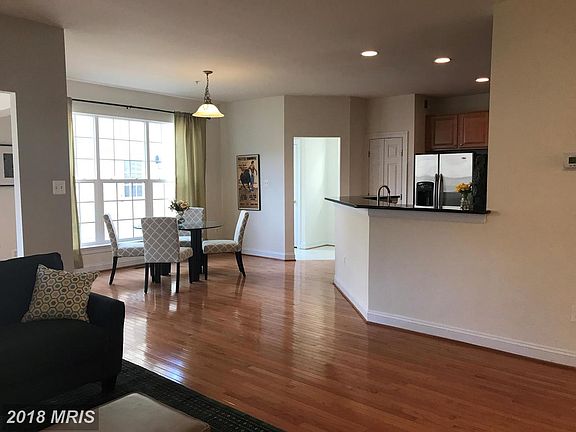 4th image of 23104 Sycamore Farm Dr