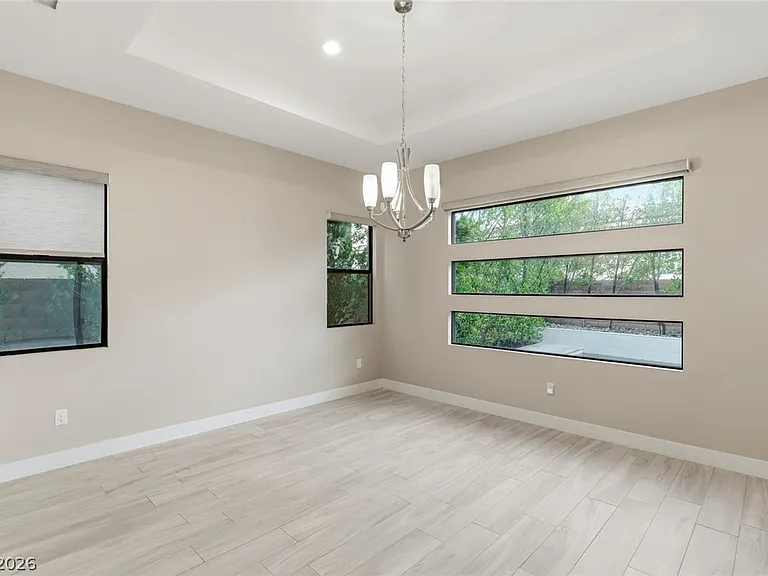 64 Grey Feather Dr — Photo 13