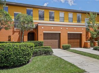 1036 Tullamore Dr, Zephyrhills, FL 33543