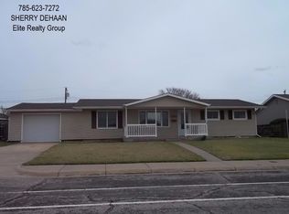 1314 Douglas Dr, Hays, KS 67601